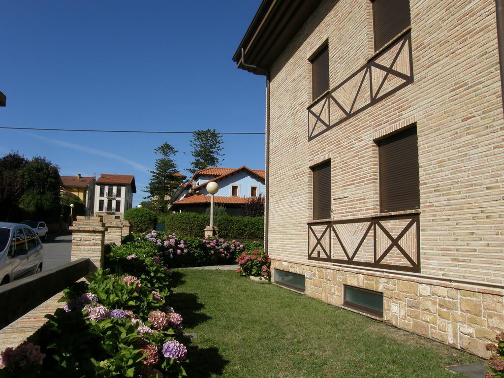 Apartamentos La Marina Ribadesella Dış mekan fotoğraf