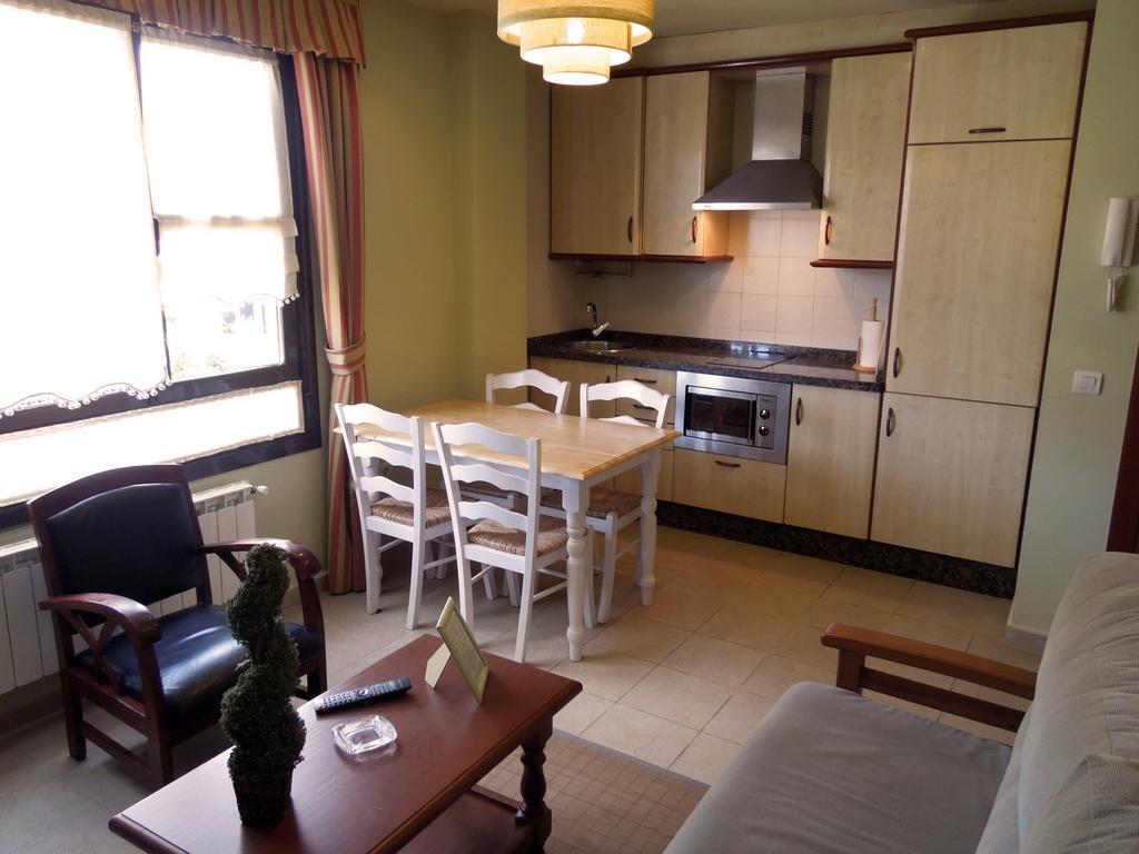 Apartamentos La Marina Ribadesella Dış mekan fotoğraf