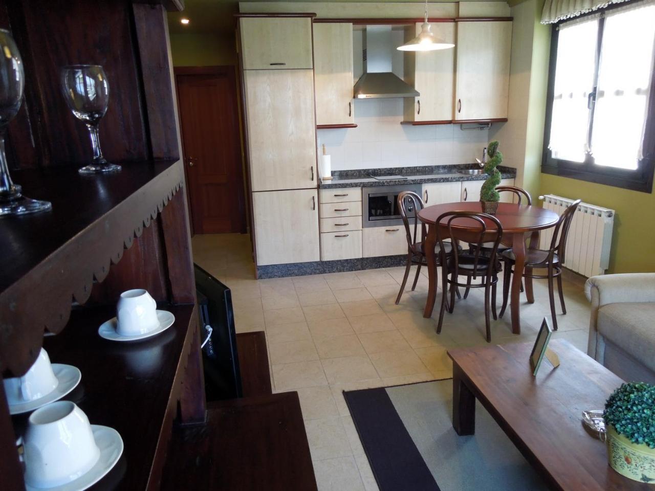 Apartamentos La Marina Ribadesella Dış mekan fotoğraf